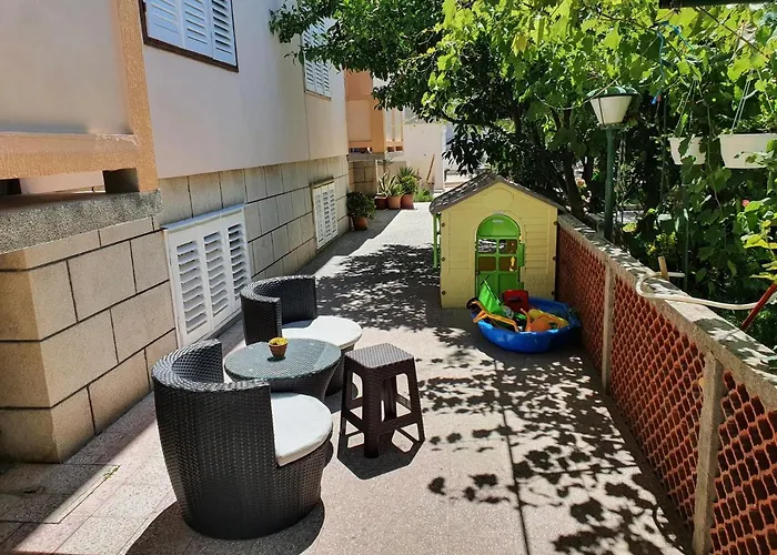 Appartement With Parking Space Palit, Rab - 18681